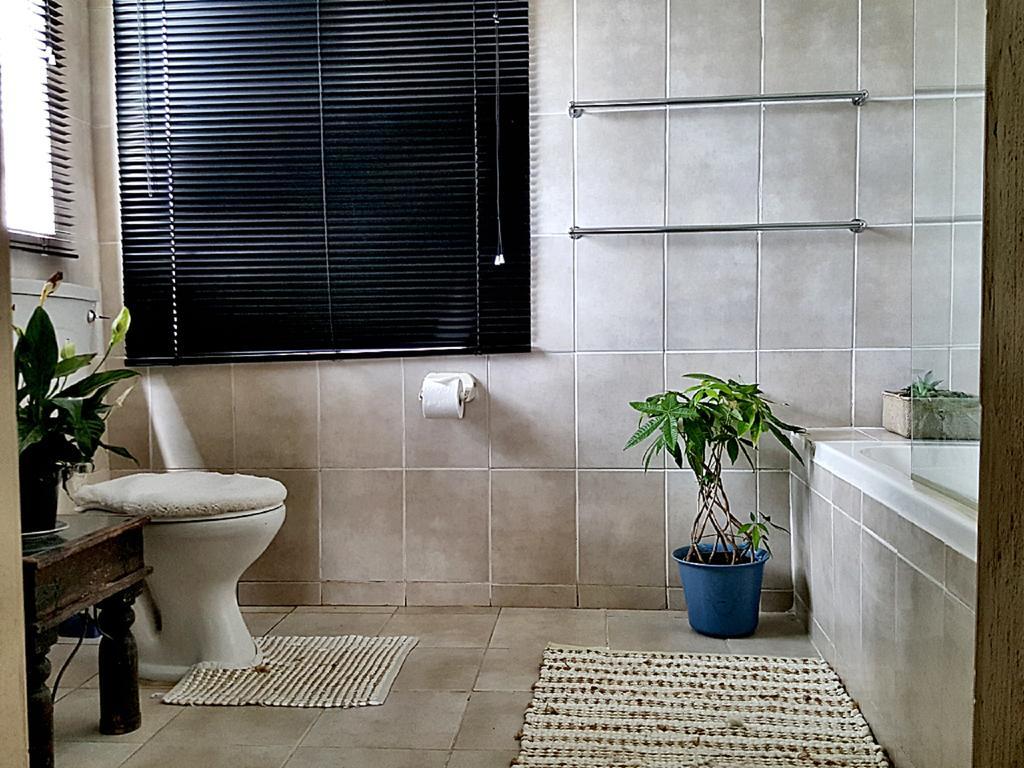 Midrand Guesthouse - Tasa الغرفة الصورة